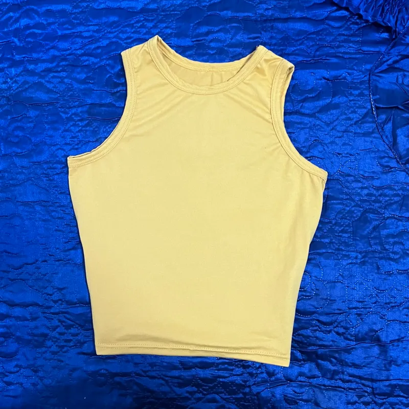 Blusa tipo camiseta mostaza 