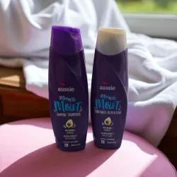 Champú y acondicionador Aussie Miracle Moist 
