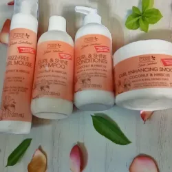 Set de la linea Curl & Shine