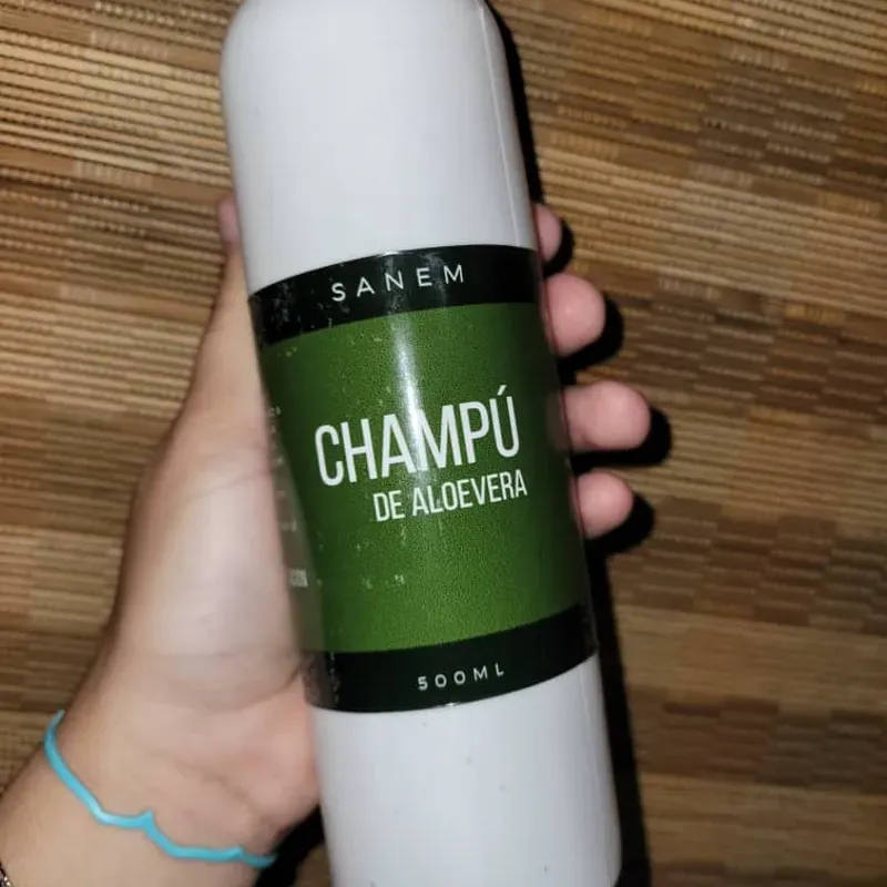 Champú de Aloe Vera 🌿