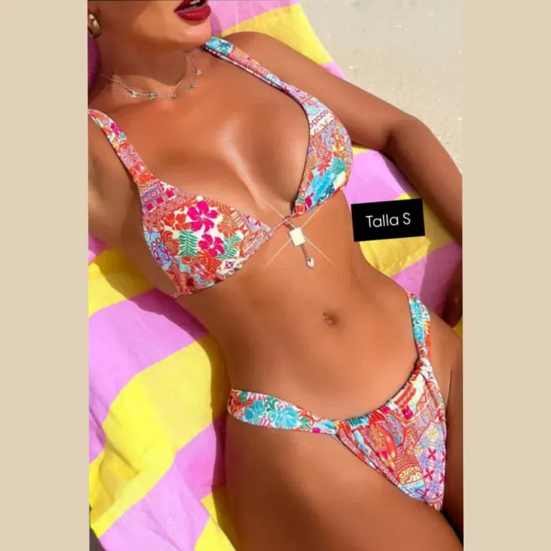 Bikini de 2 piezas con estampado colorido 