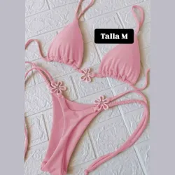 Bikini + pañuelo de su elección 