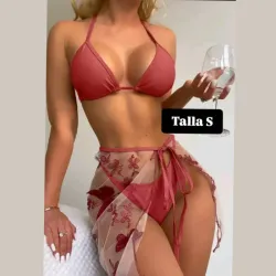 Bikini + pareo estampado 