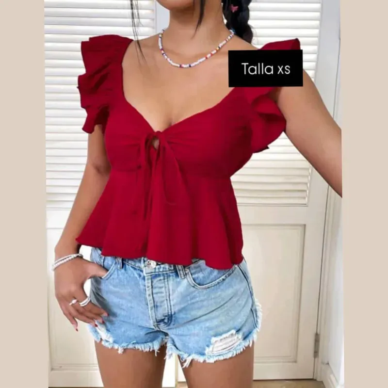 Blusa con volantes en las mangas 