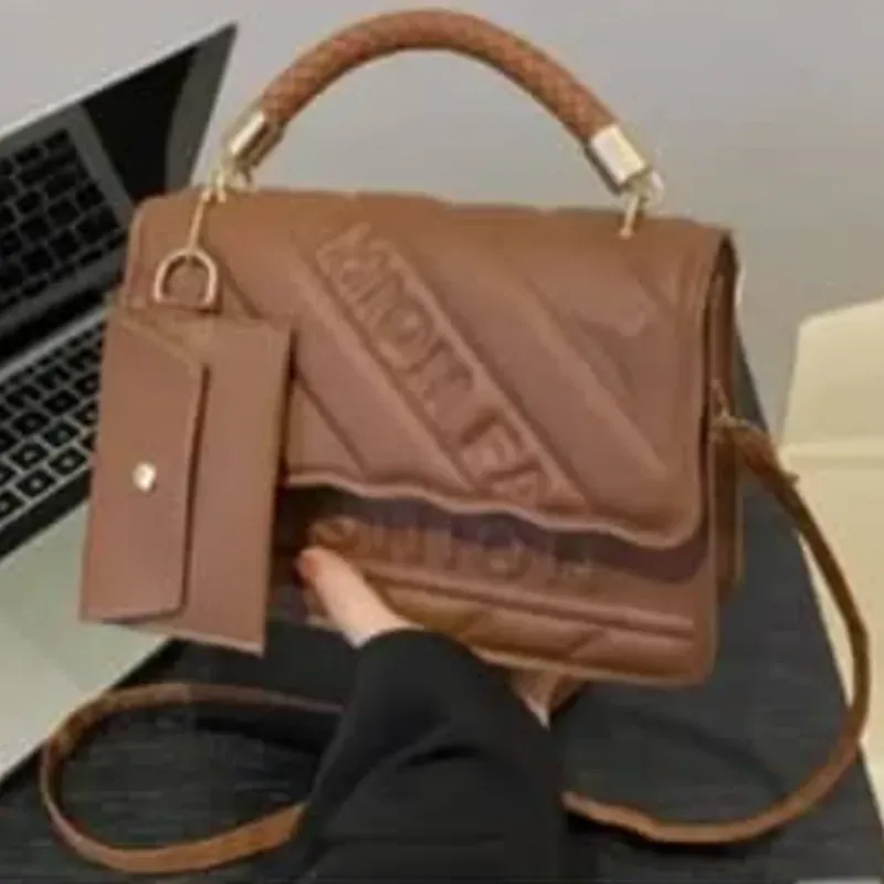 Cartera con monedero 