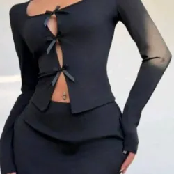 Conjunto de saya corta y enguantada 