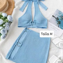 Conjunto de saya y blusa 