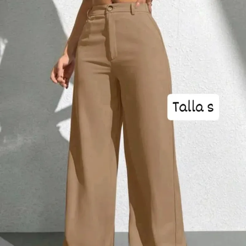 Pantalón con corte recto 
