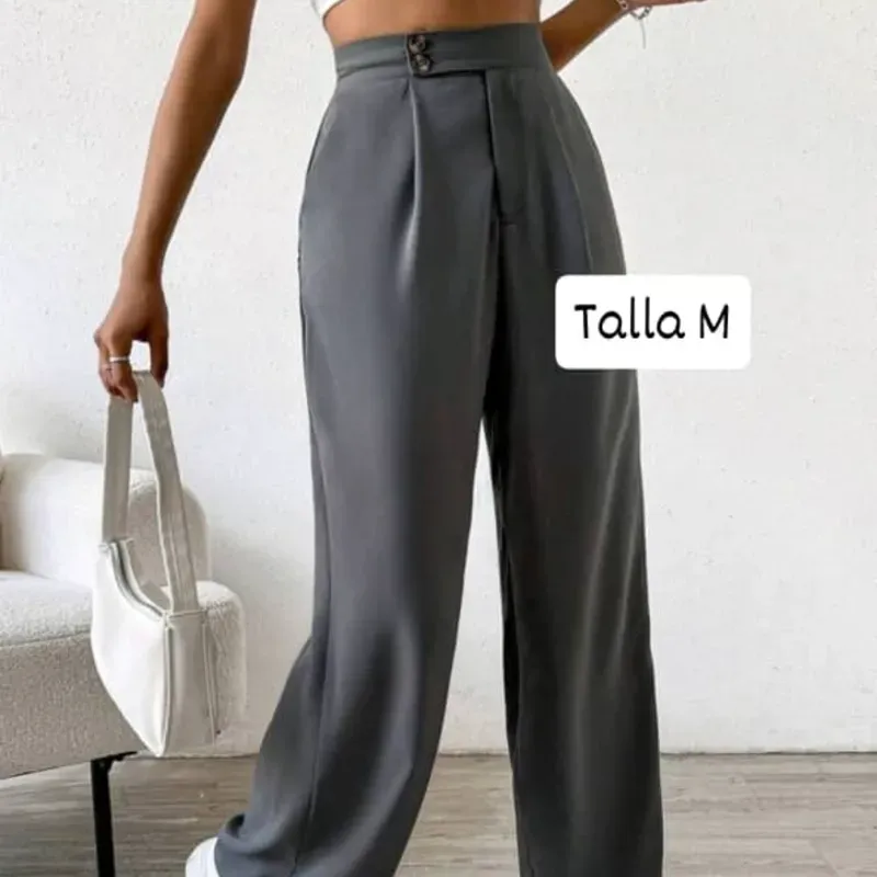 Pantalón con corte recto 