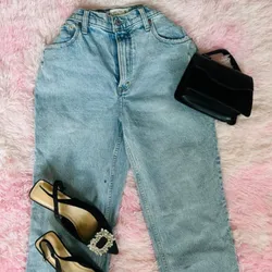 Pantalón de mezclilla