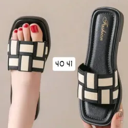Sandalias de tacón bajito 