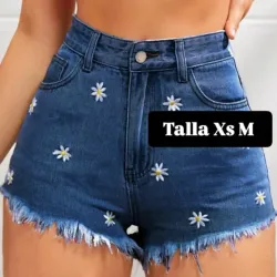Short con estampado floral 