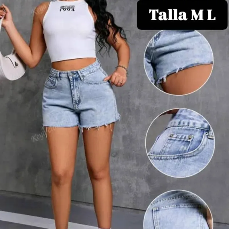 Short de mezclilla clara