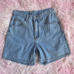 Short de mezclilla