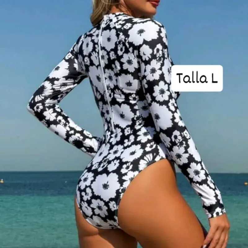 Trusa de mangas con estampado floral 