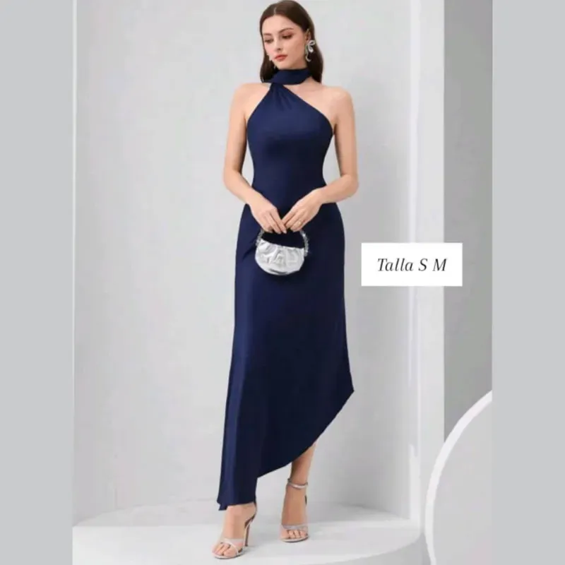 Vestido asimétrico anudado al cuello 