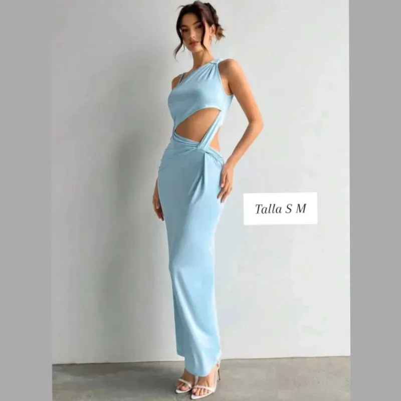 Vestido con aberturas