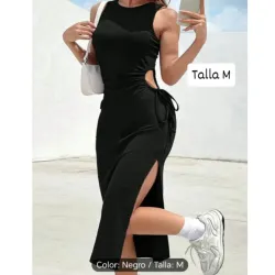 Vestido con detalle en la cintura 