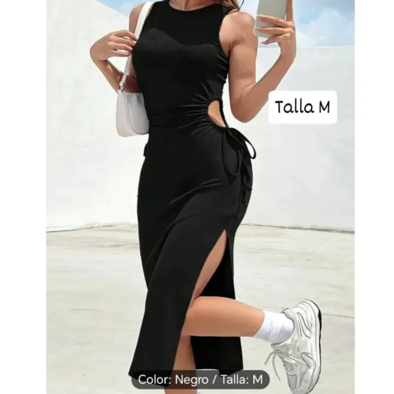 Vestido con detalle en la cintura 