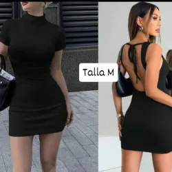 Vestido con lazo en la espalda 