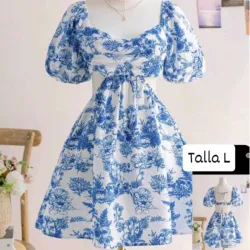 Vestido de manga corta con abertura en la espalda 