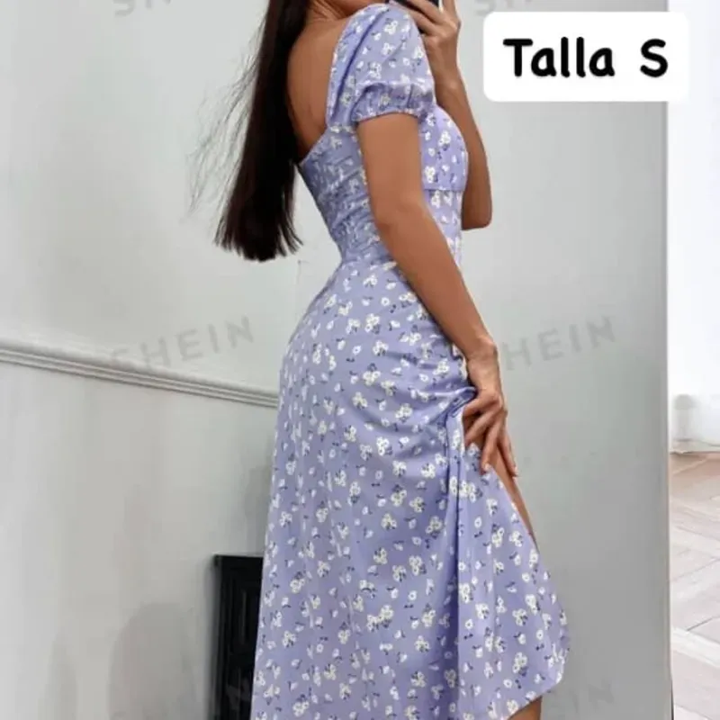 Vestido de manga corta con abertura lateral 