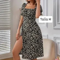 Vestido de manga corta con abertura lateral 