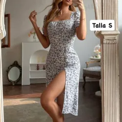 Vestido de manga corta con abertura lateral 