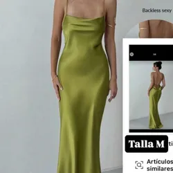 Vestido de satén verde elegante