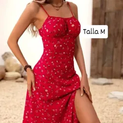 Vestido de tirantes con abertura lateral 