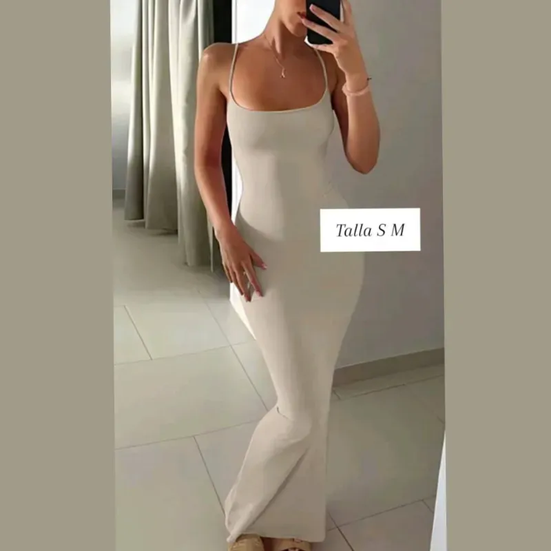 Vestido de tirantes finos 