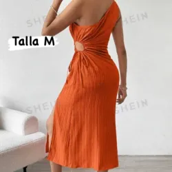 Vestido de un solo hombro 