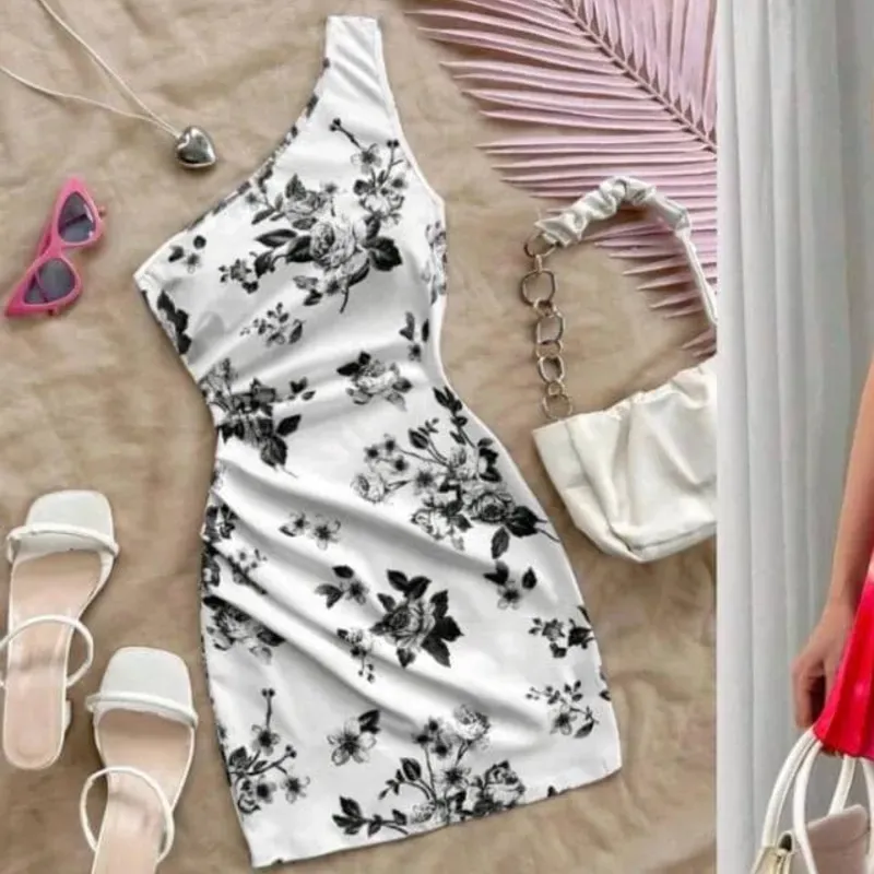 Vestido de un solo tirante con estampado floral 