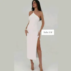 Vestido de un tirante y abertura en la pierna 