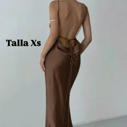 Vestido elegante de satén , diseño en la espalda sexy 