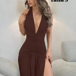 Vestido largo con escote y espalda afuera 