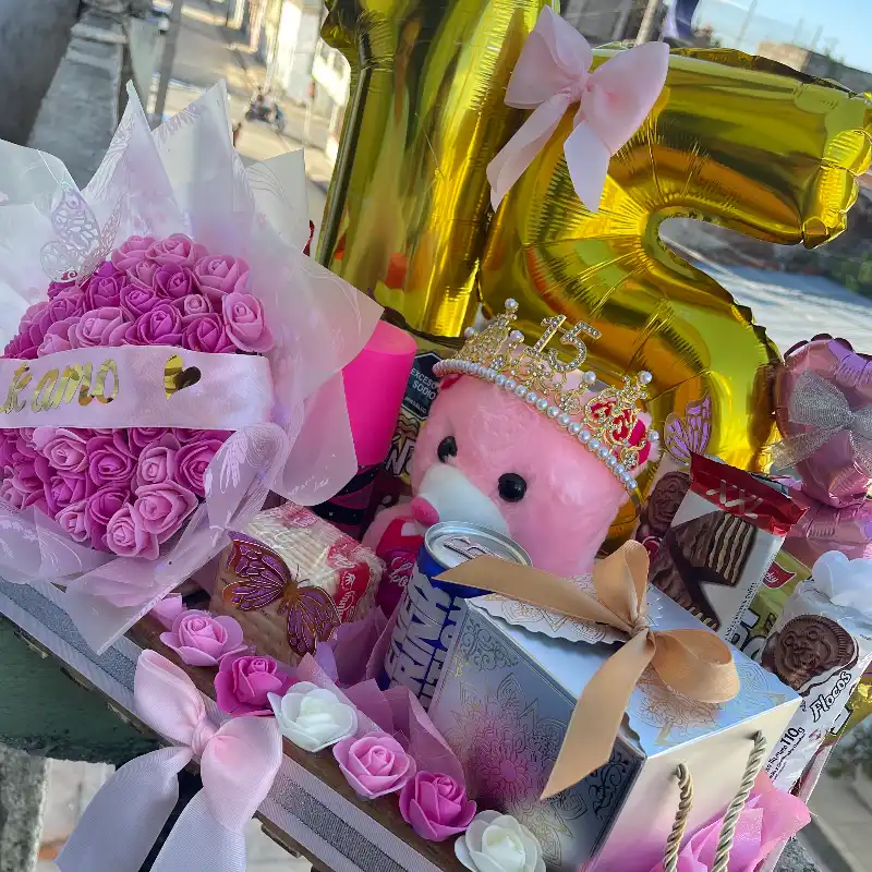Caja 15añera