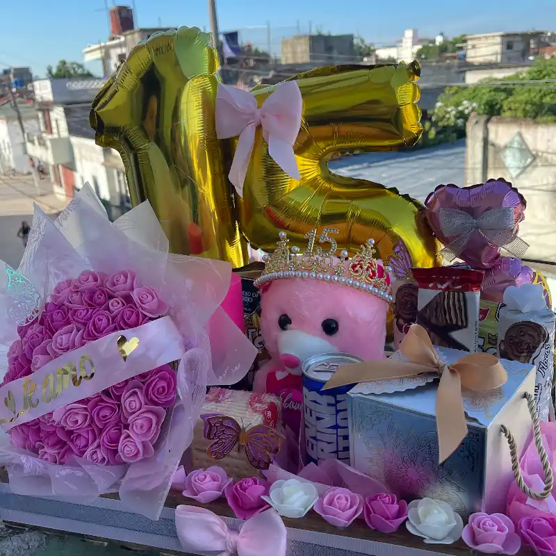 Caja 15añera