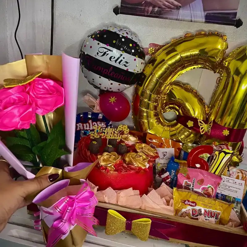 Caja regalo tematica a tu gusto