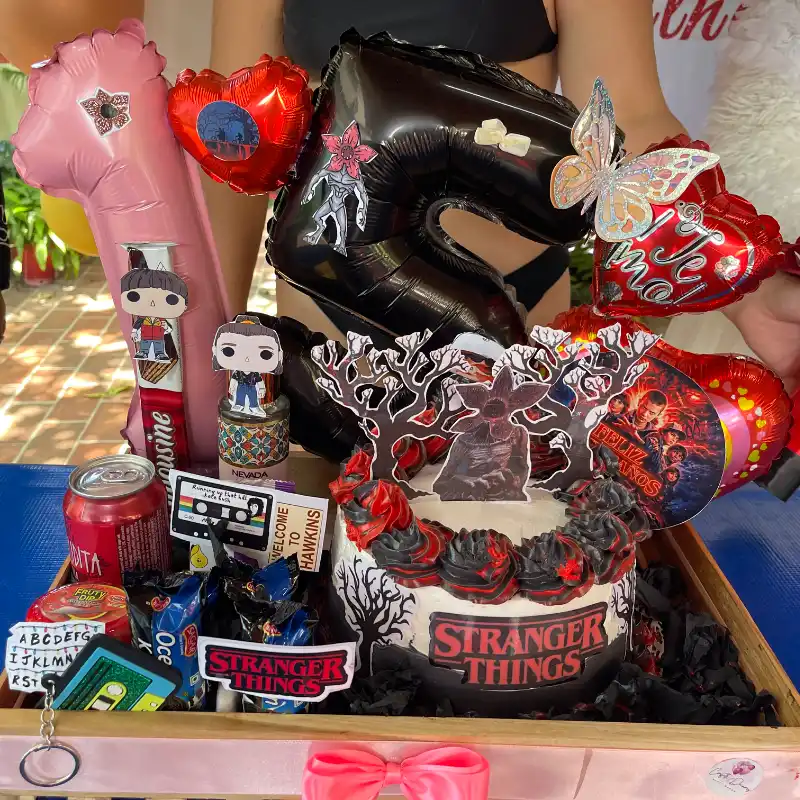 Caja regalo temática a tu gusto