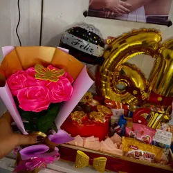 Caja regalo tematica a tu gusto