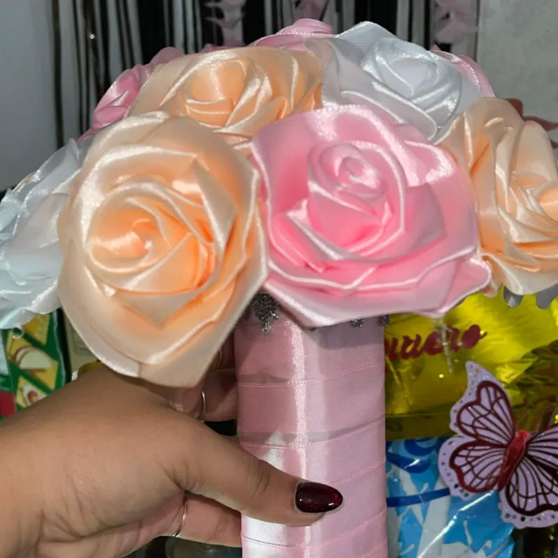 Flores etrena
