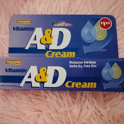 Crema con vitaminas A y D