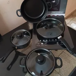 Fogón de Inducción con Cazuelas 