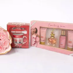 Set perfumería+tasa con platillo +Ramo de rosas