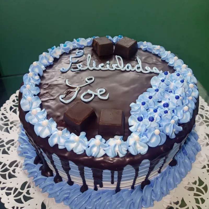 Cake Bombón 