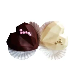 Pareja de Corazón diamante (7x7x3 cm) relleno de crema de leche condensada, galleta y crema de limón