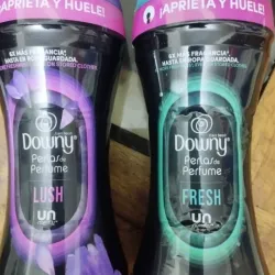 Perlas de olor Downy 141g