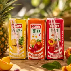 Cajas de jugo pequeña