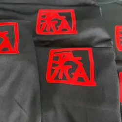 Pullover negro de adultos( talla S,M,L,XL)